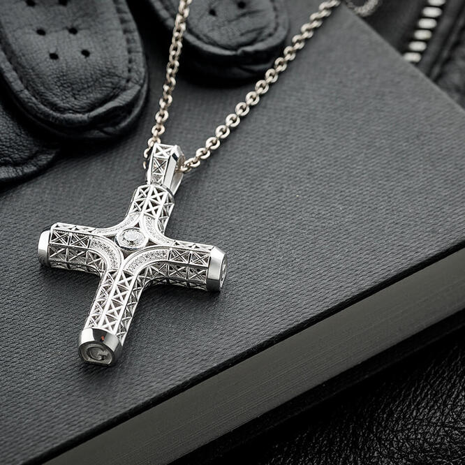 Cross White Gold 33 Diamond